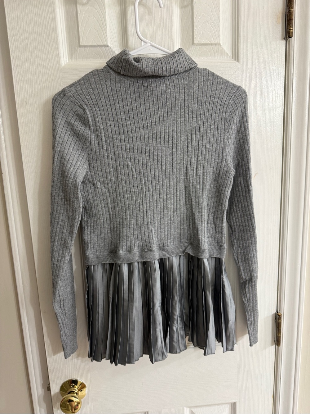 Nine West Gray Ribbed Turtleneck Sweater with Pleated Hem